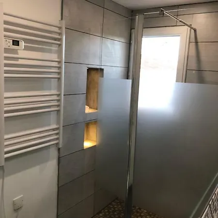 St Pierre La Apartment *